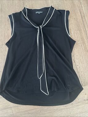 Adrianna Papell Black Sleeveless Tie-Neck Top with White Trim